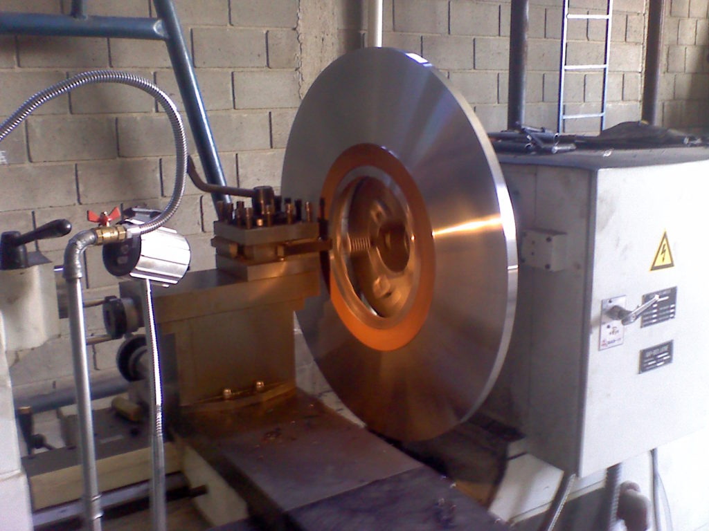 Projette Parafusos fotos de Torneamento de peças 08