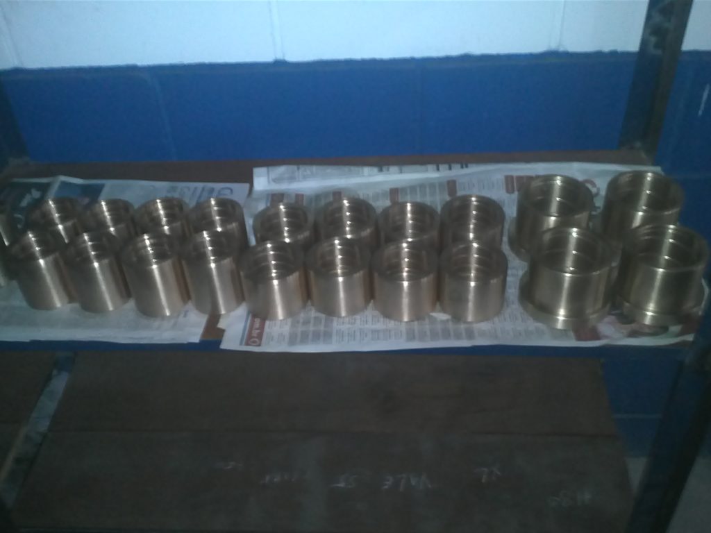 Projette Parafusos fotos de Torneamento de peças 03