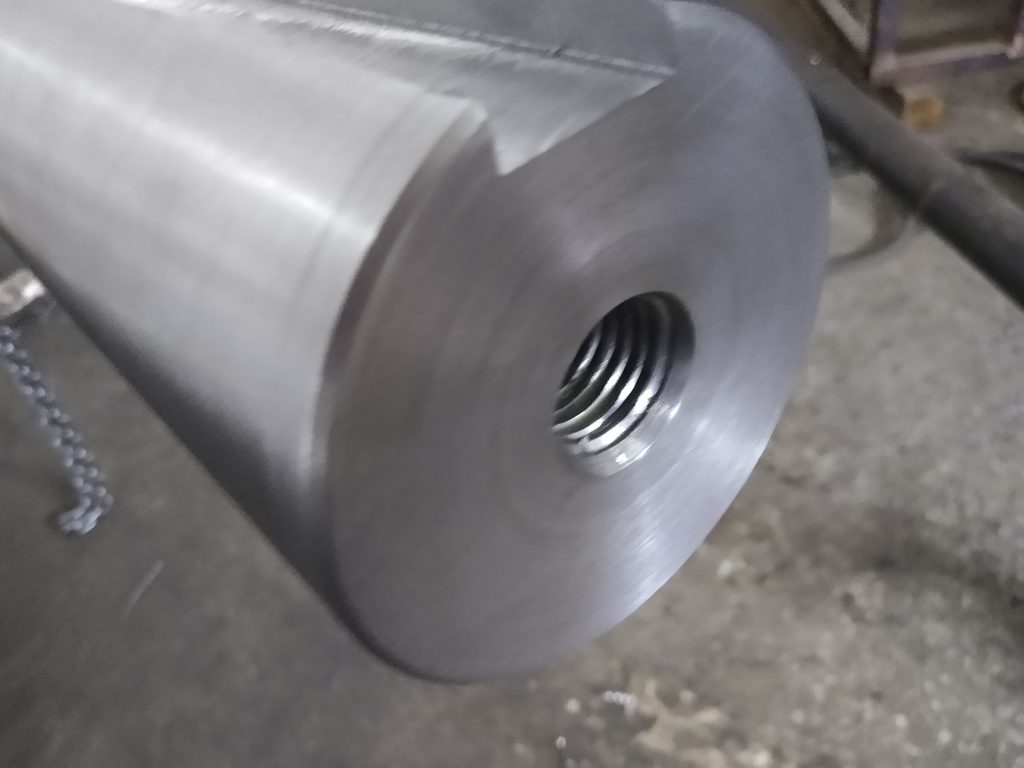 Projette Parafusos fotos de usinagem de peças 09