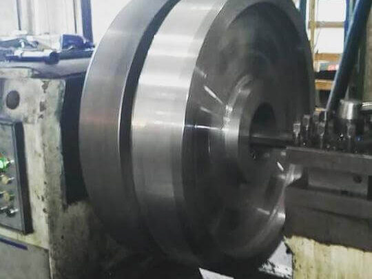 torno cw 1000x5000 torno a venda